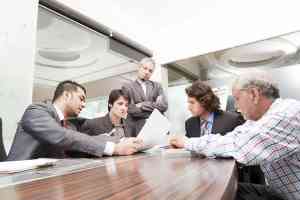 © Rehan Qureshi – Fotolia.com Meeting