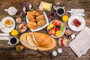 © jonasginter - Fotolia.com Frühstückstisch