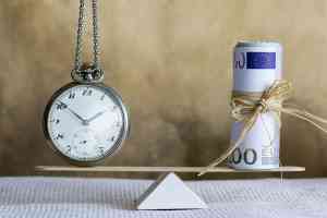 © aytuncoylum - Fotolia.com Waage
