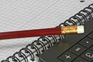 Bleistift und Taschenrechner